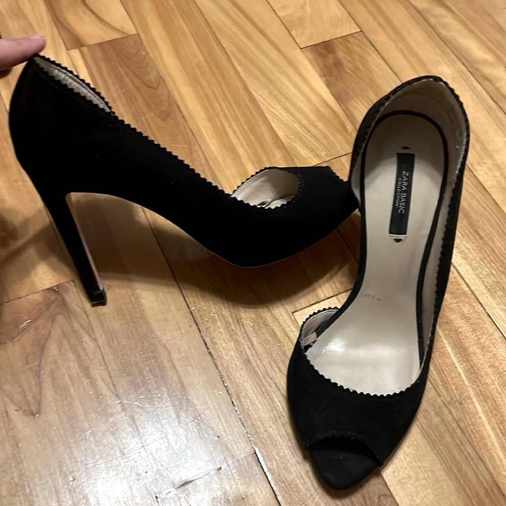 Zara black peel toe